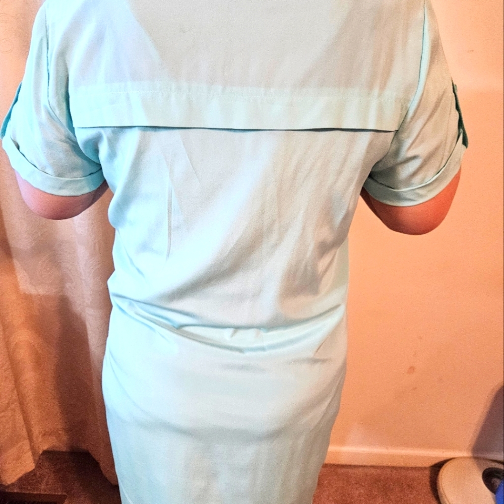 Dress - Picture 3 of 3